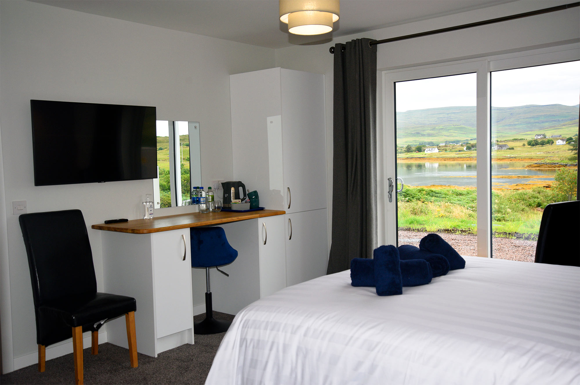 Treaslane Bridge House Luxury Accommodation with Sea Views on the Isle of Skye